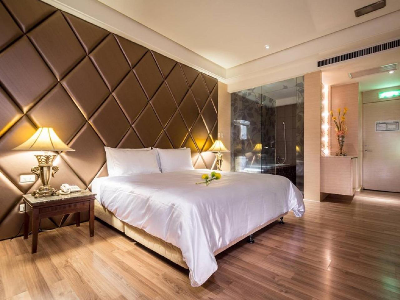 Liti Motel Taichung Ruang foto