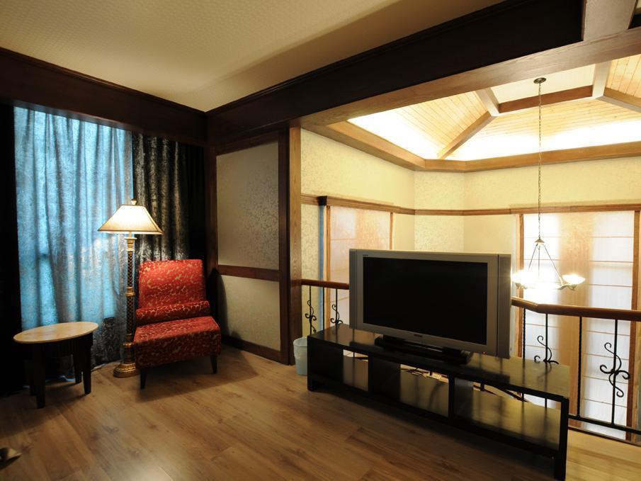 Liti Motel Taichung Bagian luar foto